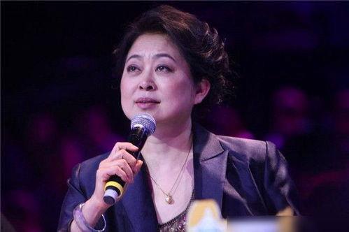 倪萍爆料娱乐圈整容内幕,倪萍曝整容内幕，明星整形真相曝光